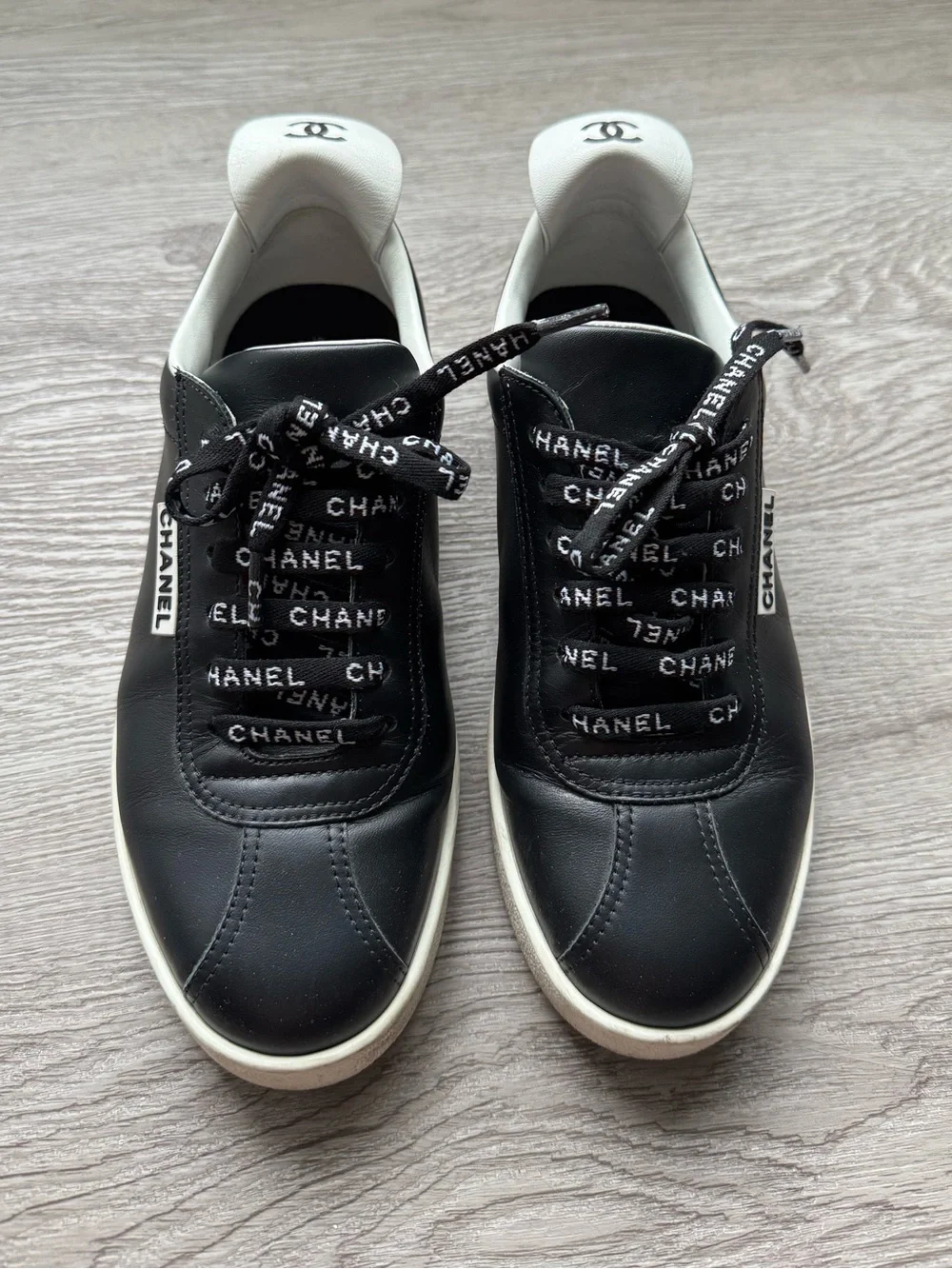 CHANEL G34085 Black Calfskin CC Logo Sneakers
